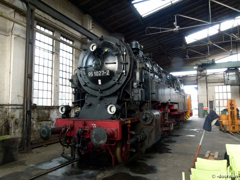 P1450040.JPG - 95 1027-2