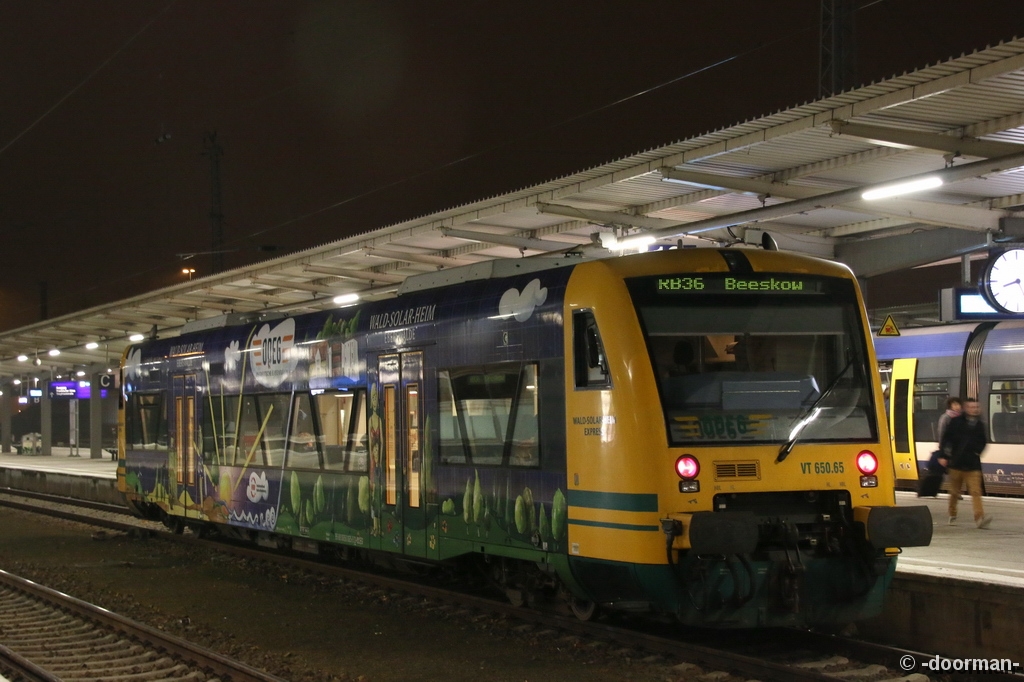 IMG12136.JPG - VT 650.65
