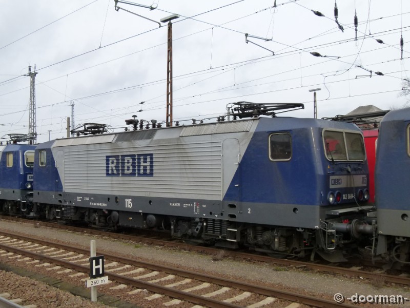 143 068-5 b - RBH 115.jpg