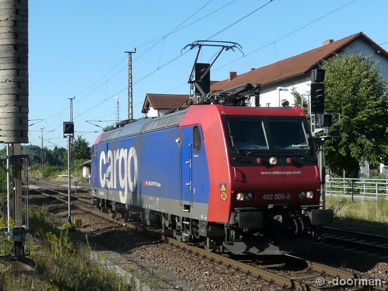 482 009-8.jpg